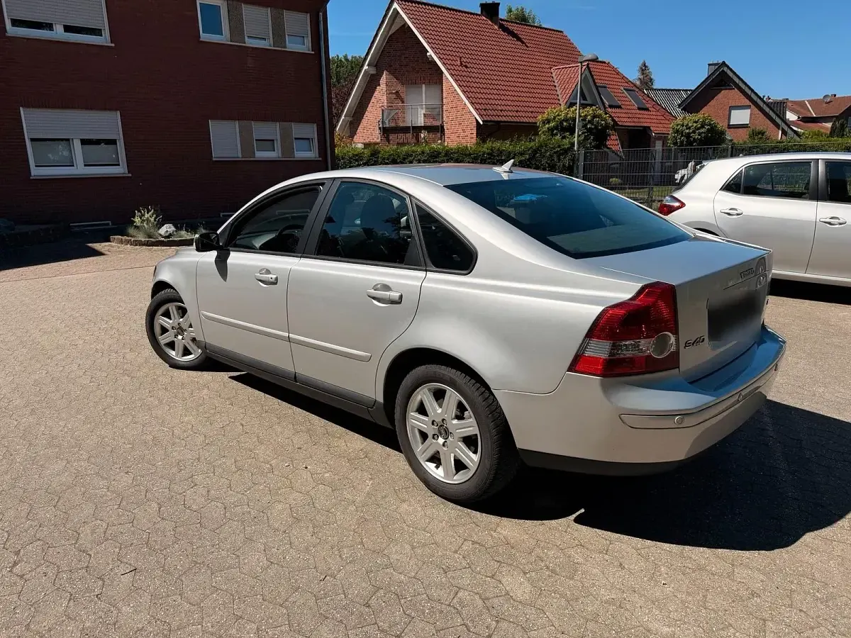 Gebraucht Volvo S40 140 PS (102 kW) 2004 Grau Limousine