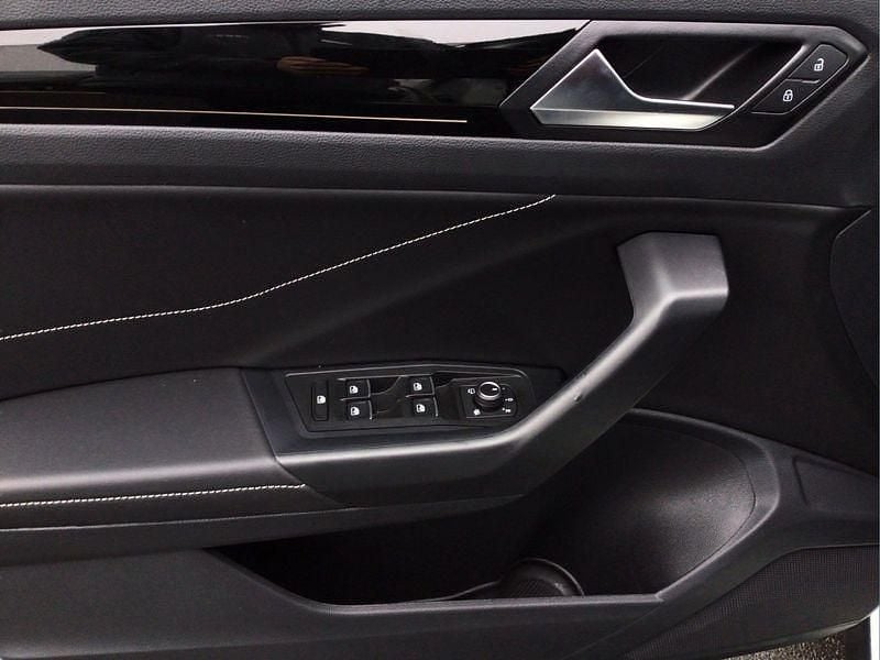 Gebraucht VW T-Roc 150 PS (110 kW) 2025 Weiß SUV