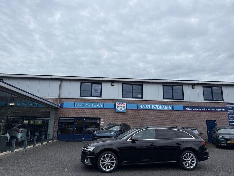 Schwarz Gebraucht 2019 Audi A4 S-Line Kombi | 16.450 € (Superpreis) - Bild 1/4