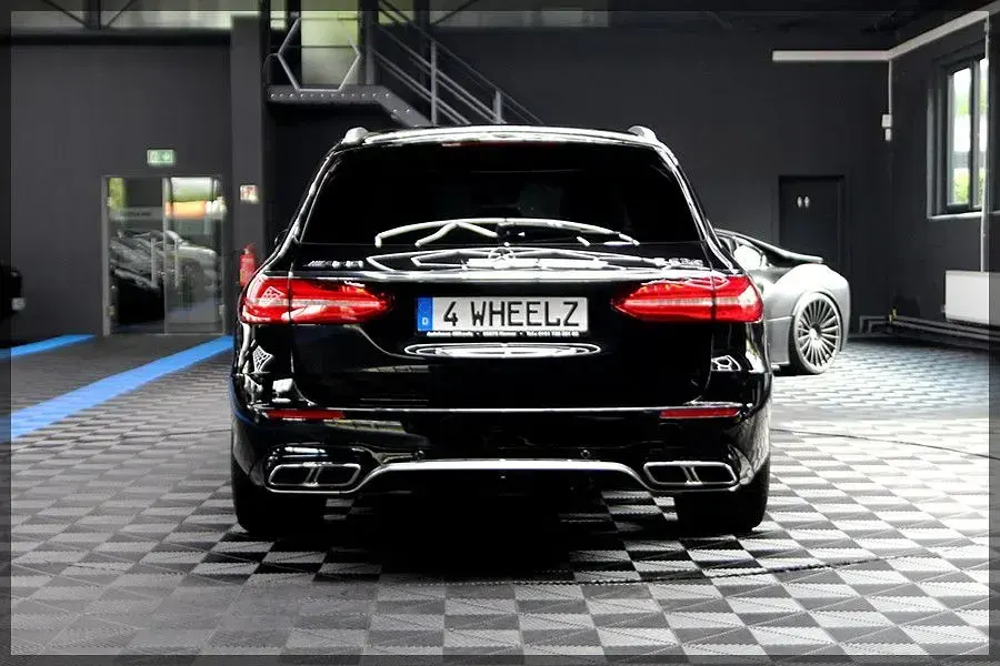 Gebraucht Mercedes E63 AMG AMG 612 PS (450 kW) 2019 Schwarz Limousine