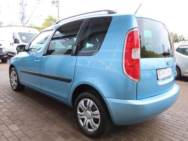 Gebraucht Skoda Roomster Ambition 86 PS (63 kW) 2012 Miami blau metallic Van / Kleinbus
