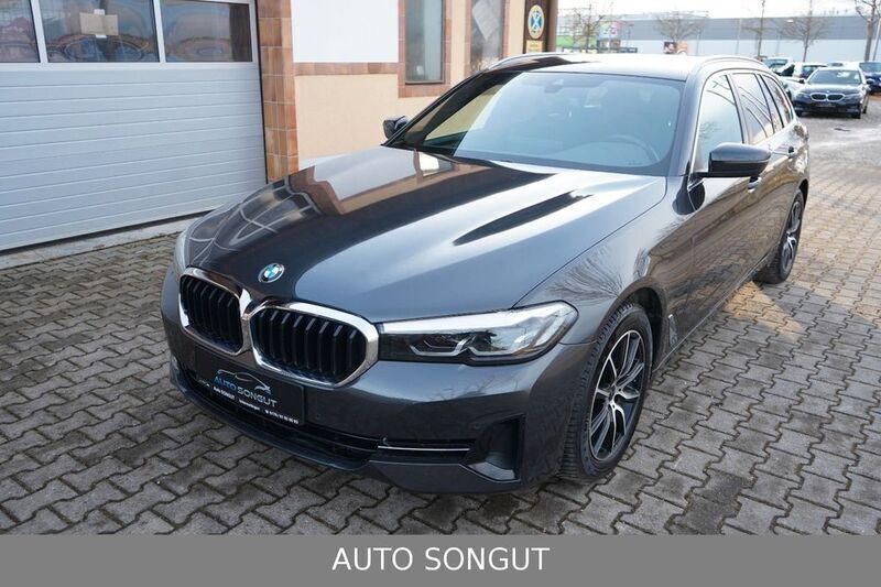 Sophistograu brillanteffekt me Gebraucht 2021 BMW 520 Sport Line Kombi | 27.390 € (Guter Preis) - Bild 1/4