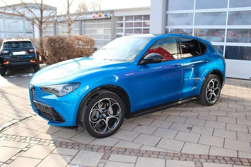 Colore esterno (blu misano, me Gebraucht 2023 Alfa Romeo Stelvio Premium SUV | 28.900 € (Guter Preis) - Bild 1/4
