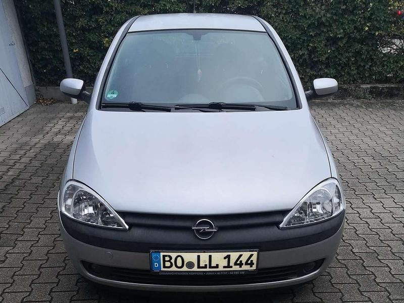 Gebraucht Opel Corsa Comfort 58 PS (42 kW) 2002 Silber Limousine