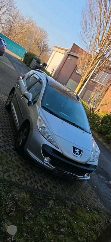 Gebraucht Peugeot 207 90 PS (66 kW) 2009 Grau Kombi