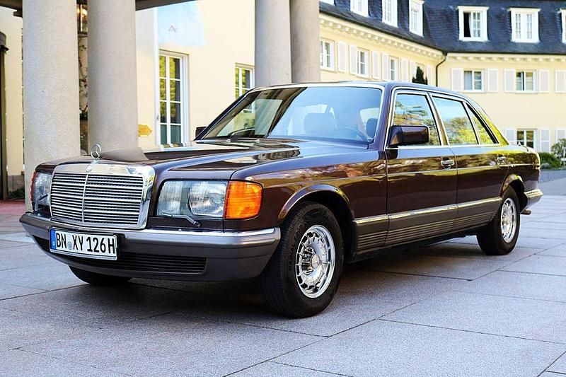 Gebraucht Mercedes 380 204 PS (150 kW) 1982 Braun Limousine