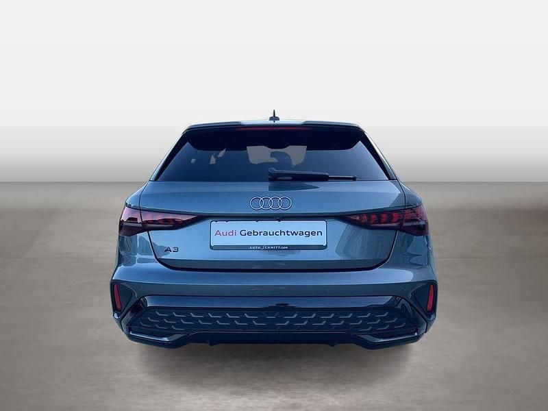 Gebraucht Audi A3 S-Line 150 PS (110 kW) 2025 Daytonagrau perleffekt Limousine