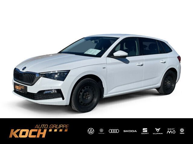 Moonweiss metallic met. Gebraucht 2021 Skoda Scala Drive Kleinwagen | 17.760 € (Fairer Preis) - Bild 1/4