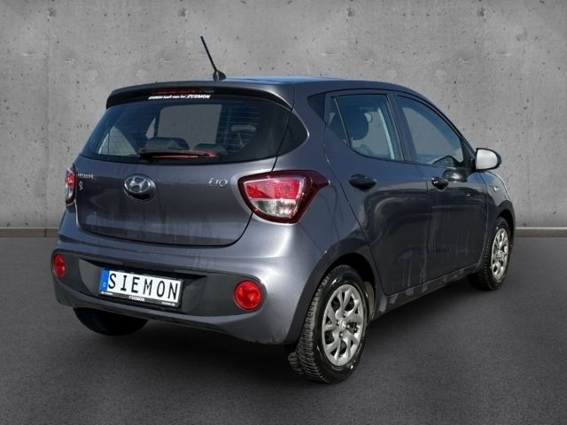 Gebraucht Hyundai i10 Classic 67 PS (49 kW) 2017 Grau Kleinwagen