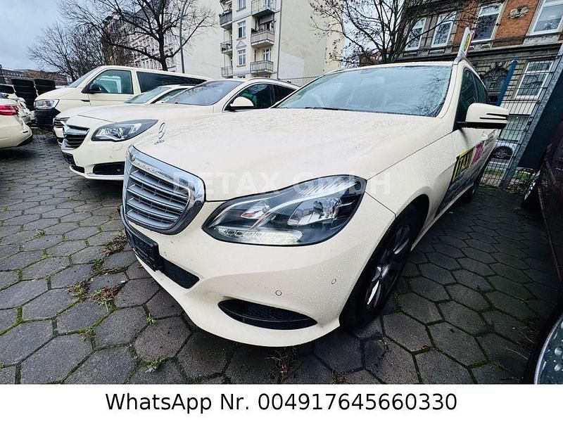 Beige Gebraucht 2015 Mercedes E220 Kombi | 5.949 € (Superpreis) - Bild 1/4