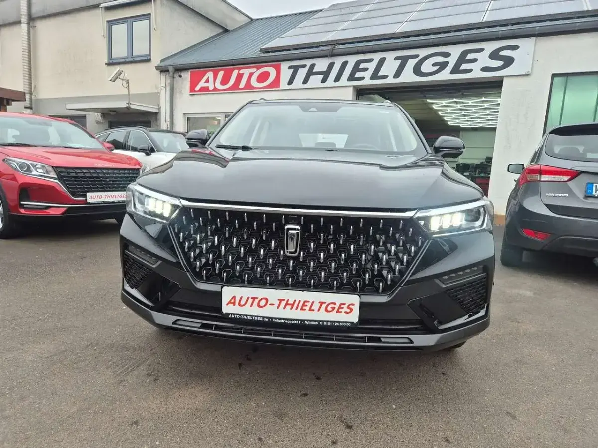 Neu DFSK Fengon 160 PS (117 kW) 2026 Schwarz SUV