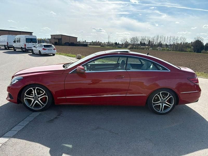 Second-hand Mercedes E250 211 CP (155 kW) 2013 Roșu Coupe