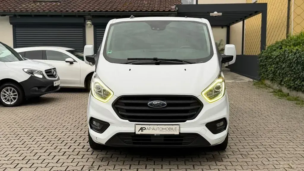 Gebraucht Ford Transit Custom 131 PS (96 kW) 2020 Weiß Van