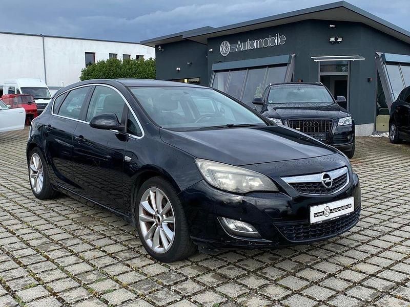 Schwarz Gebraucht 2011 Opel Astra Sport Limousine | 2.200 € (Superpreis) - Bild 1/4