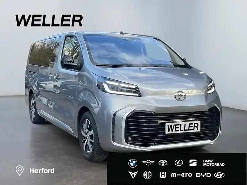 Gebraucht Toyota Proace Team 177 PS (130 kW) 2025 Silver metallic (silber) Van / Kleinbus