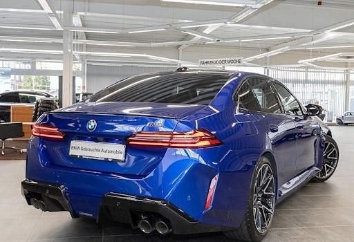 Gebraucht BMW M5 727 PS (534 kW) 2025 Marina bay blau Limousine