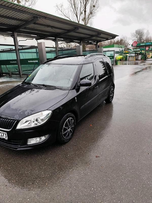 Gebraucht Skoda Roomster 86 PS (63 kW) 2012 Schwarz Van / Kleinbus