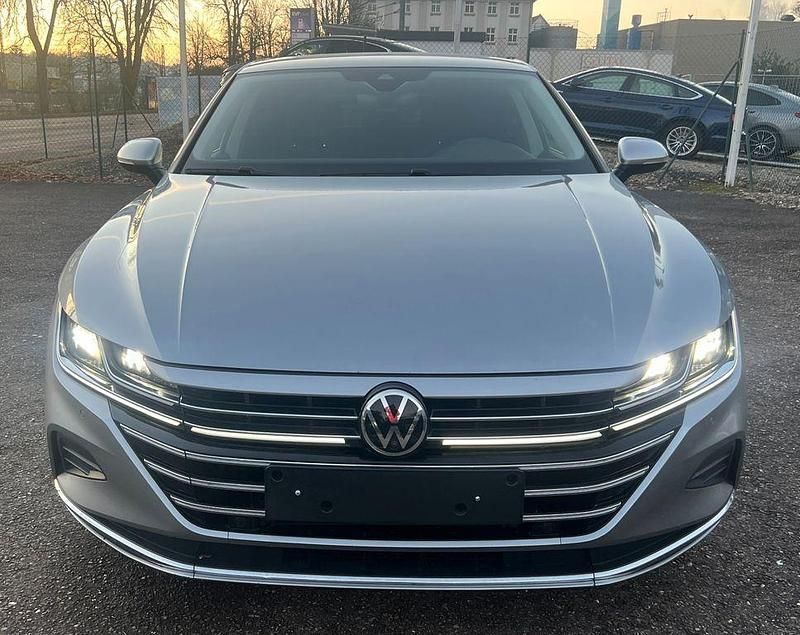 Gebraucht VW Arteon Elegance 150 PS (110 kW) 2021 Silber Limousine