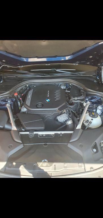 Gebraucht BMW 520 190 PS (139 kW) 2018 Blau Kombi