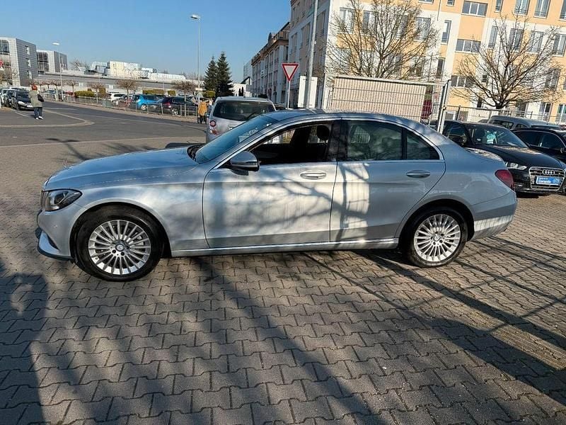 Gebraucht Mercedes C180 Avantgarde 156 PS (114 kW) 2017 Silber Limousine