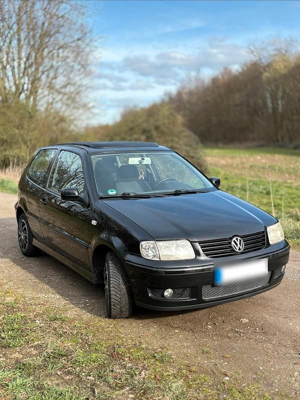 Gebraucht VW Polo 74 PS (54 kW) 2001 Schwarz Kleinwagen