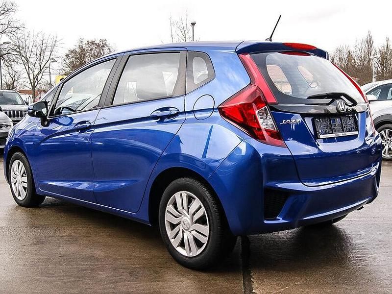Gebraucht Honda Jazz Trend 102 PS (75 kW) 2016 Brilliant sporty blue Kleinwagen