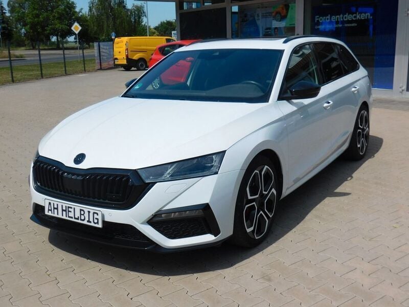 Weiß Gebraucht 2021 Skoda Octavia RS Kombi | 28.965 € (Fairer Preis) - Bild 1/4