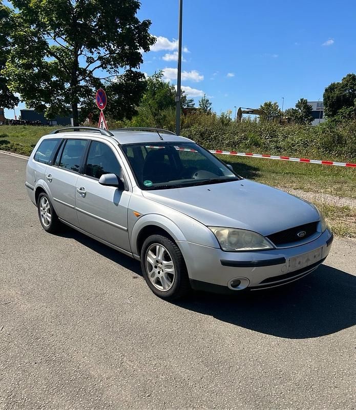 Silber Gebraucht 2003 Ford Mondeo Kombi | 1.800 € (Teuer) - Bild 1/4