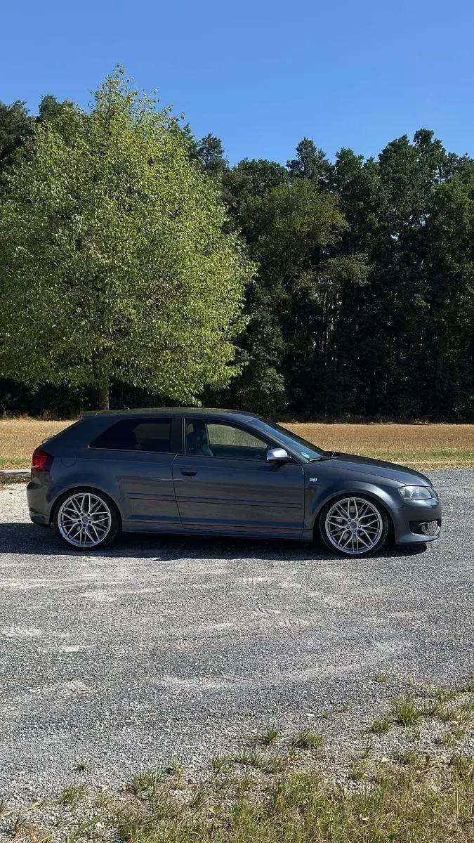 Gebraucht Audi S3 Performance 265 PS (194 kW) 2007 Grau Kleinwagen
