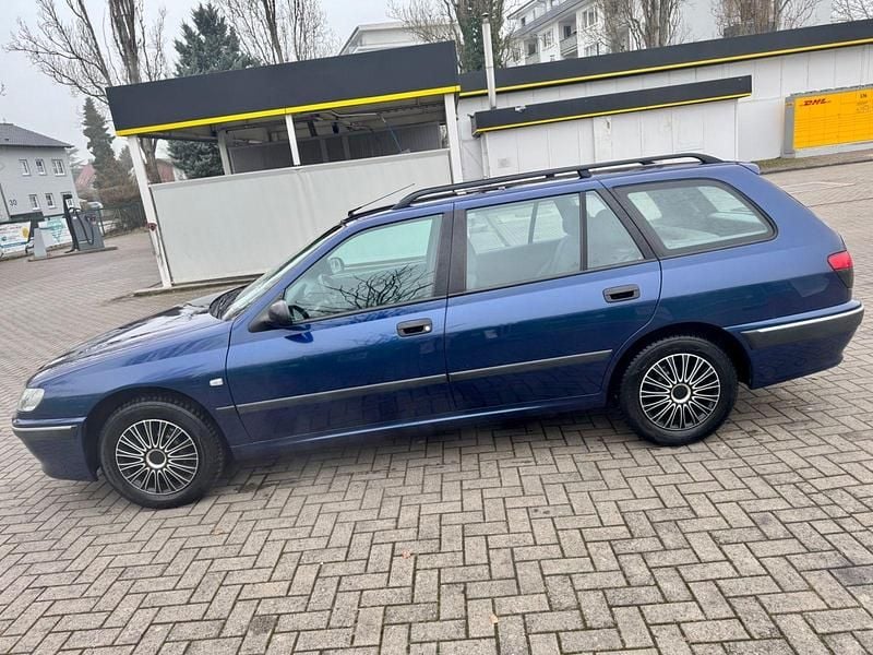 Blau Gebraucht 2000 Peugeot 406 Kombi | 3.490 € (Fairer Preis) - Bild 1/4
