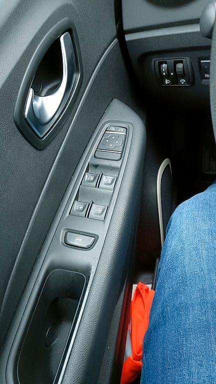 Gebraucht Renault Captur Life 90 PS (66 kW) 2018 Blau SUV