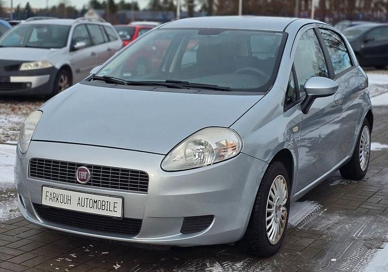 Gebraucht Fiat Grande Punto Dynamic 65 PS (47 kW) 2008 Silber Kleinwagen