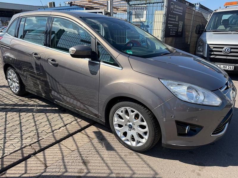 Gebraucht Ford Grand C-Max Titanium 125 PS (91 kW) 2014 Braun Van / Kleinbus