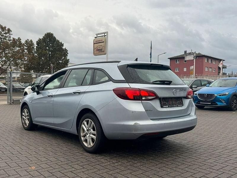 Gebraucht Opel Astra Edition 110 PS (80 kW) 2019 Blau Kombi