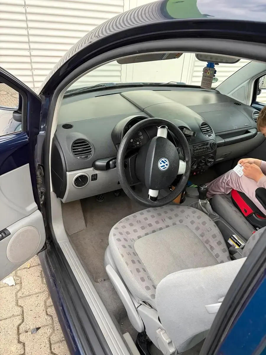 Gebraucht VW New Beetle 90 PS (66 kW) 1999 Blau Kleinwagen
