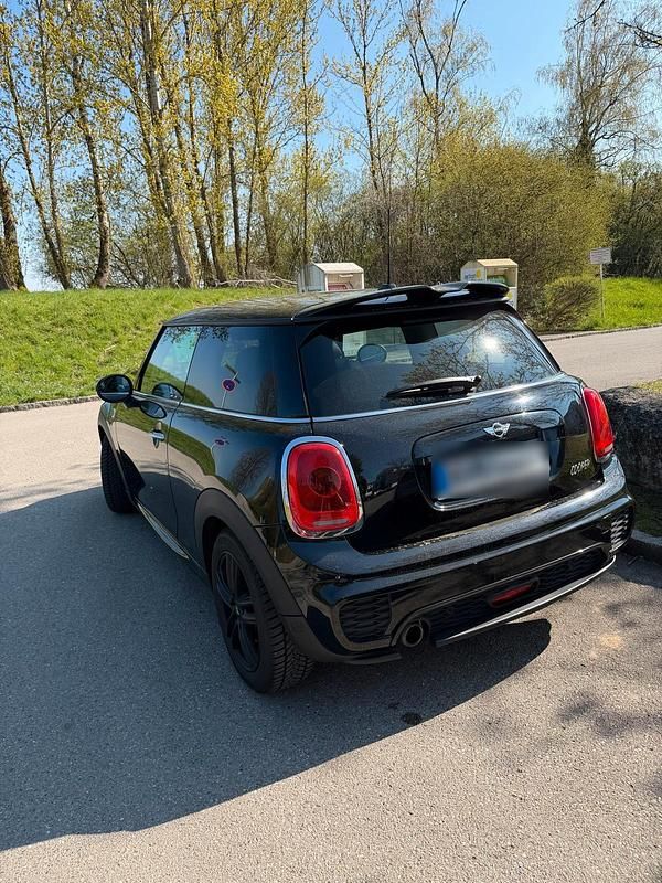 Usata Mini Cooper 136 CV (100 kW) 2017 Nero Utilitaria