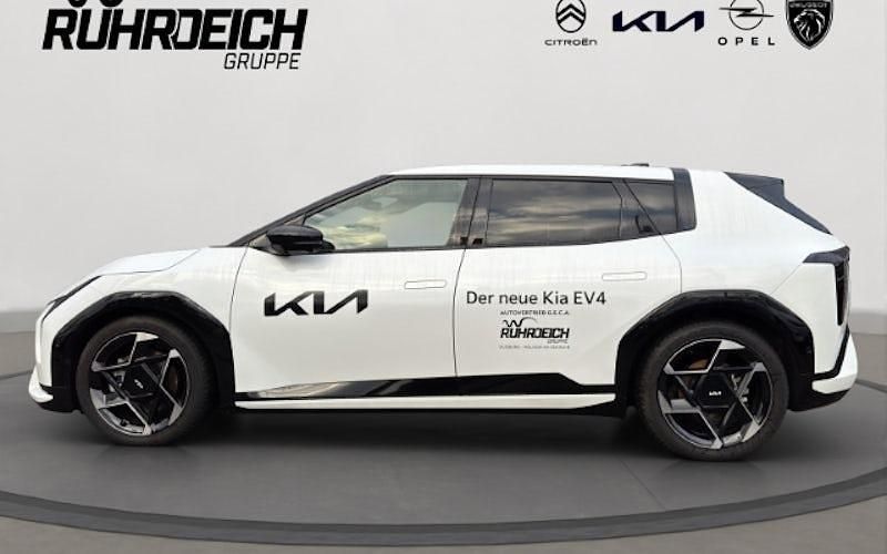 Gebraucht Kia EV4 GT-Line 150 kW (204 PS) 2025 (hw2) deluxe weiss pearl Limousine