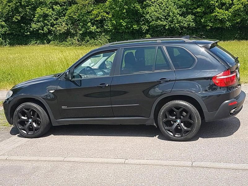 Schwarz Gebraucht 2007 BMW X5 SUV | 6.333 € (Fairer Preis) - Bild 1/4