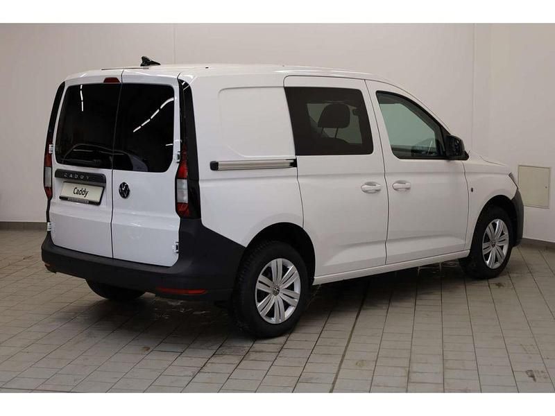 Neu VW Caddy 122 PS (89 kW) 2026 Candyweiß Van / Kleinbus