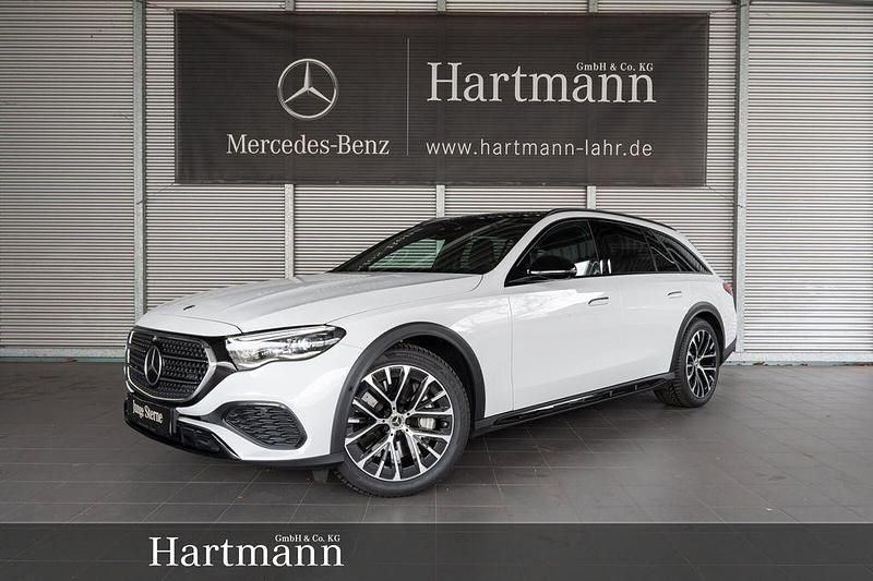 Opalithweiß bright Gebraucht 2024 Mercedes E220 Kombi | 65.850 € - Bild 1/4
