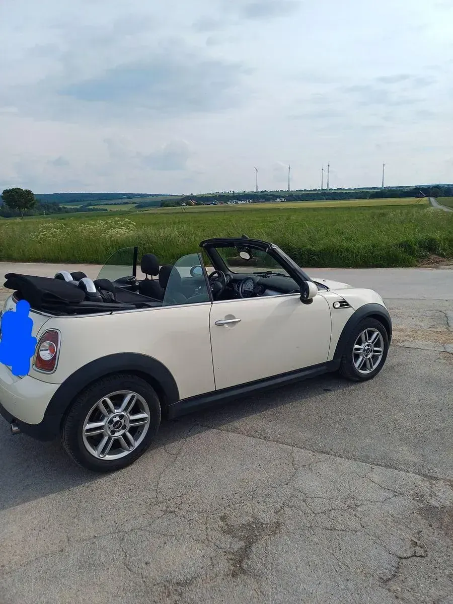 Gebraucht Mini One Cabriolet 98 PS (72 kW) 2011 Weiß Cabrio