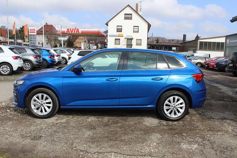 Gebraucht Skoda Scala Selection 116 PS (85 kW) 2024 Blau Kleinwagen