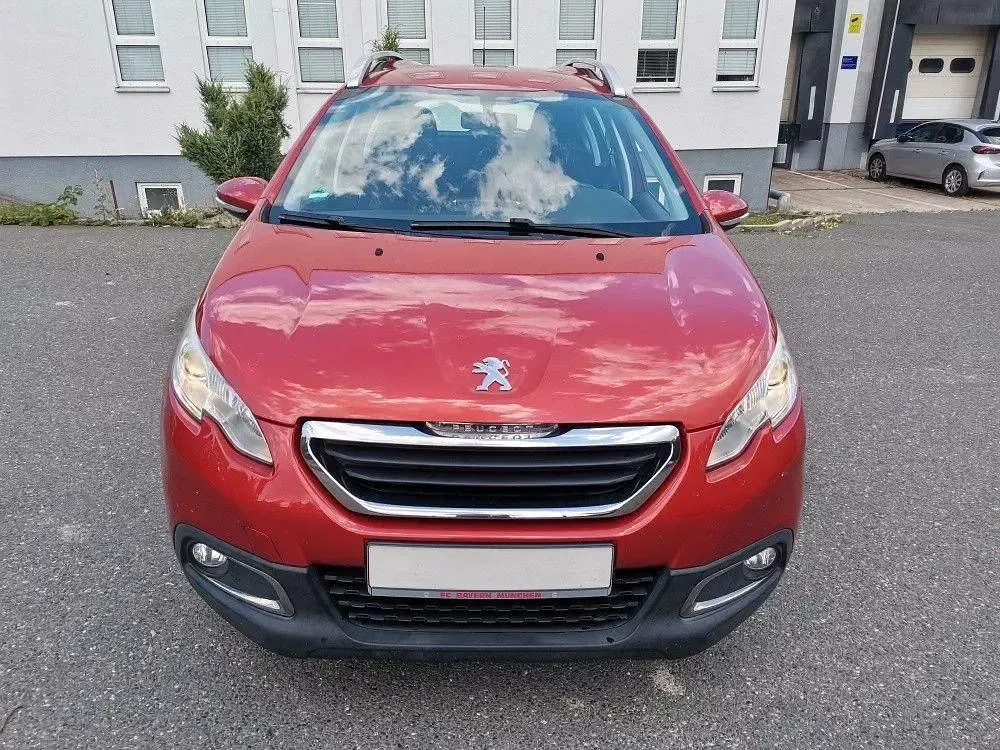 Gebraucht Peugeot 2008 Active 82 PS (60 kW) 2015 Orange SUV