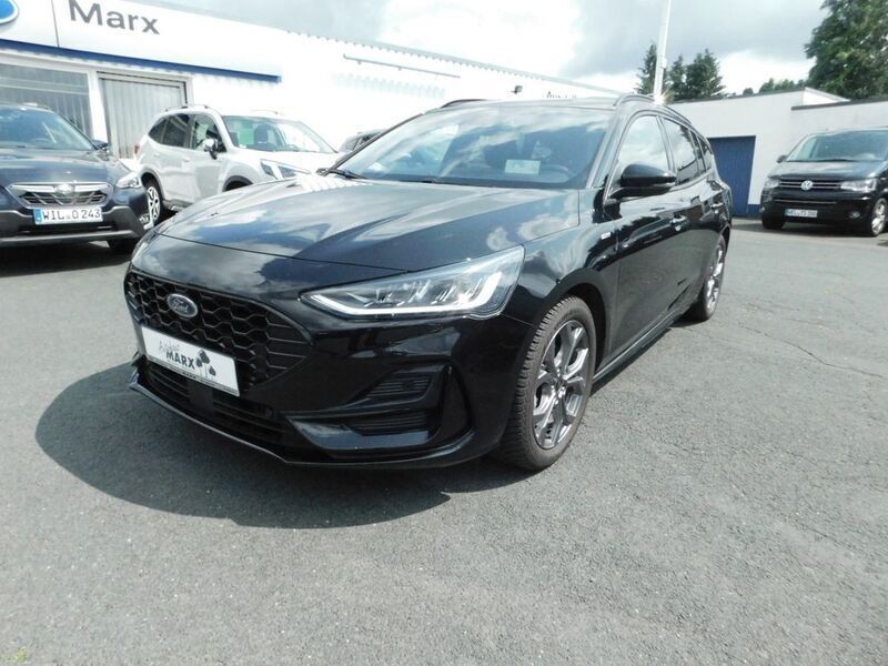 Gebraucht Ford Focus ST-Line 125 PS (91 kW) 2022 Obsidianschwarz metallic Kombi