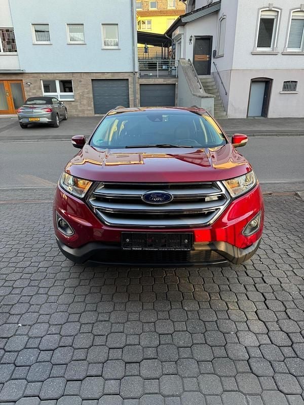 Rot Gebraucht 2016 Ford Edge Titanium SUV | 14.899 € (Superpreis) - Bild 1/4