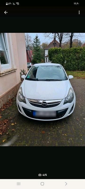 Gebraucht Opel Corsa 69 PS (50 kW) 2014 Weiß Kleinwagen