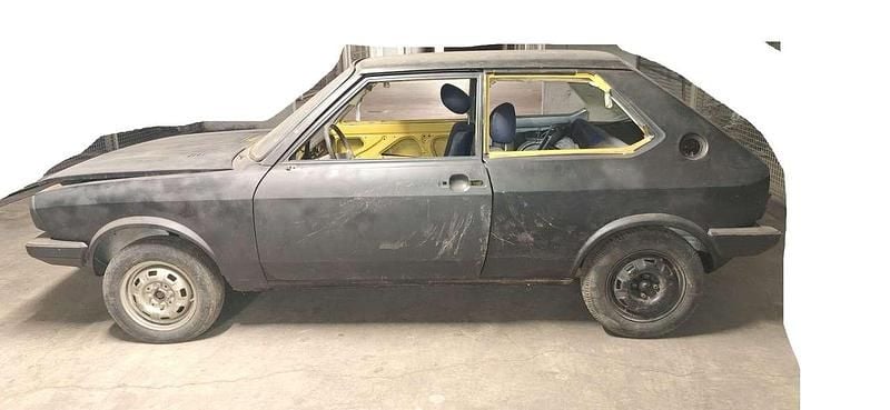 Gebraucht Audi 50 Basis 50 PS (36 kW) 1977 Gelb Kleinwagen