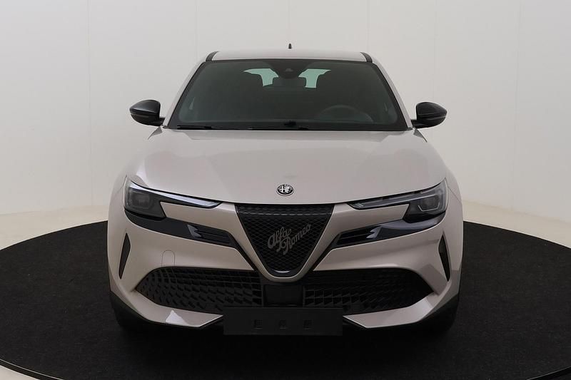 Gebraucht Alfa Romeo Junior 114 kW (156 PS) 2025 Avorio galleria SUV