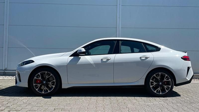 Gebraucht BMW 220 Efficient Dynamics 156 PS (114 kW) 2025 Alpinweiß uni Coupé
