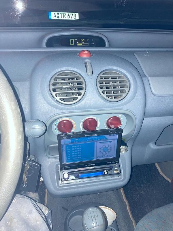 Gebraucht Renault Twingo Dynamique 59 PS (43 kW) 2004 Kleinwagen